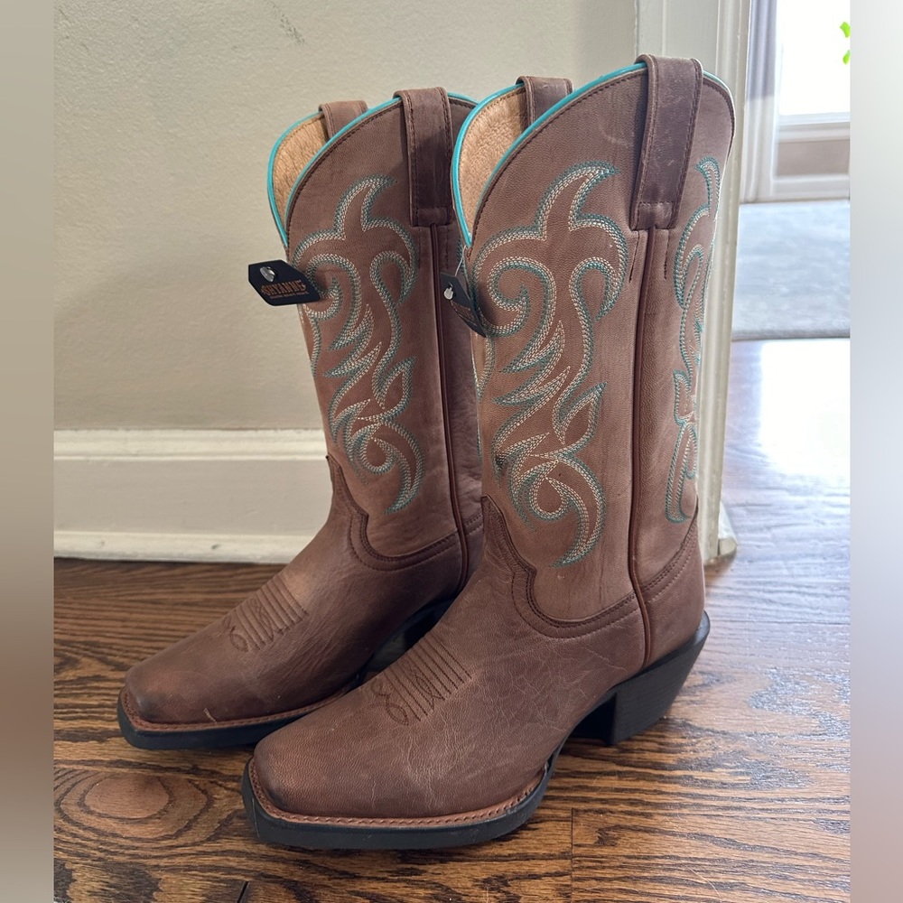 Shyanne, Women’s Xero Gravity Embroidered Performance Cowboy Boot, Square Toe